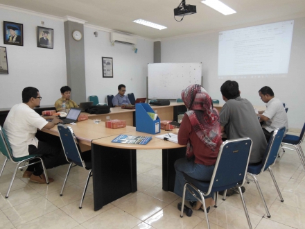 Rapat Evaluasi Penyusunan Borang Akreditasi Prodi Magister Pembangunan Perumahan dan Pemukiman (en-GB)